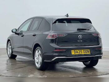 Used Volkswagen Golf 2025 for sale - 77355464: Photo