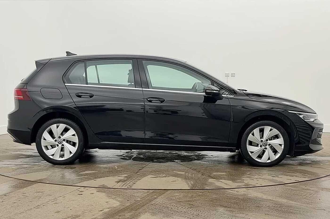 Used Volkswagen Golf 2025 for sale - 77963308: Photo 4