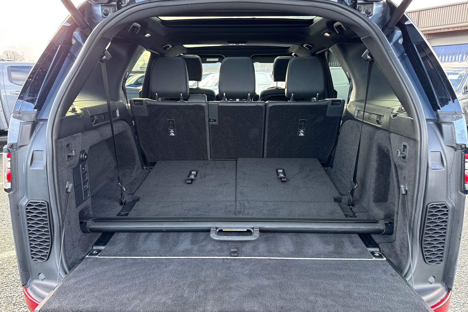 Used Land Rover Discovery 2020 for sale - 77570998: Photo 7