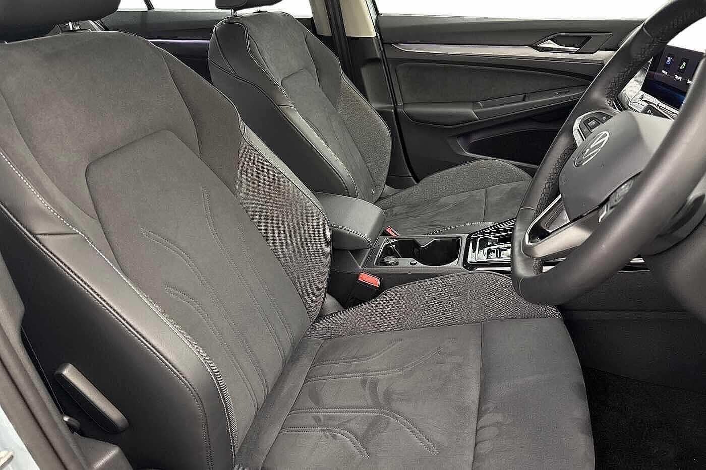 Used Volkswagen Golf 2025 for sale - 76934314: Photo 11