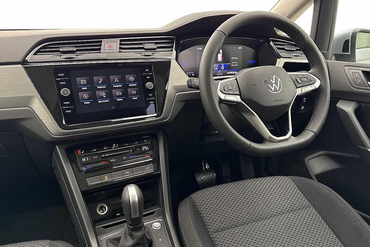 Used Volkswagen Touran 2025 for sale - 77520320: Photo 2