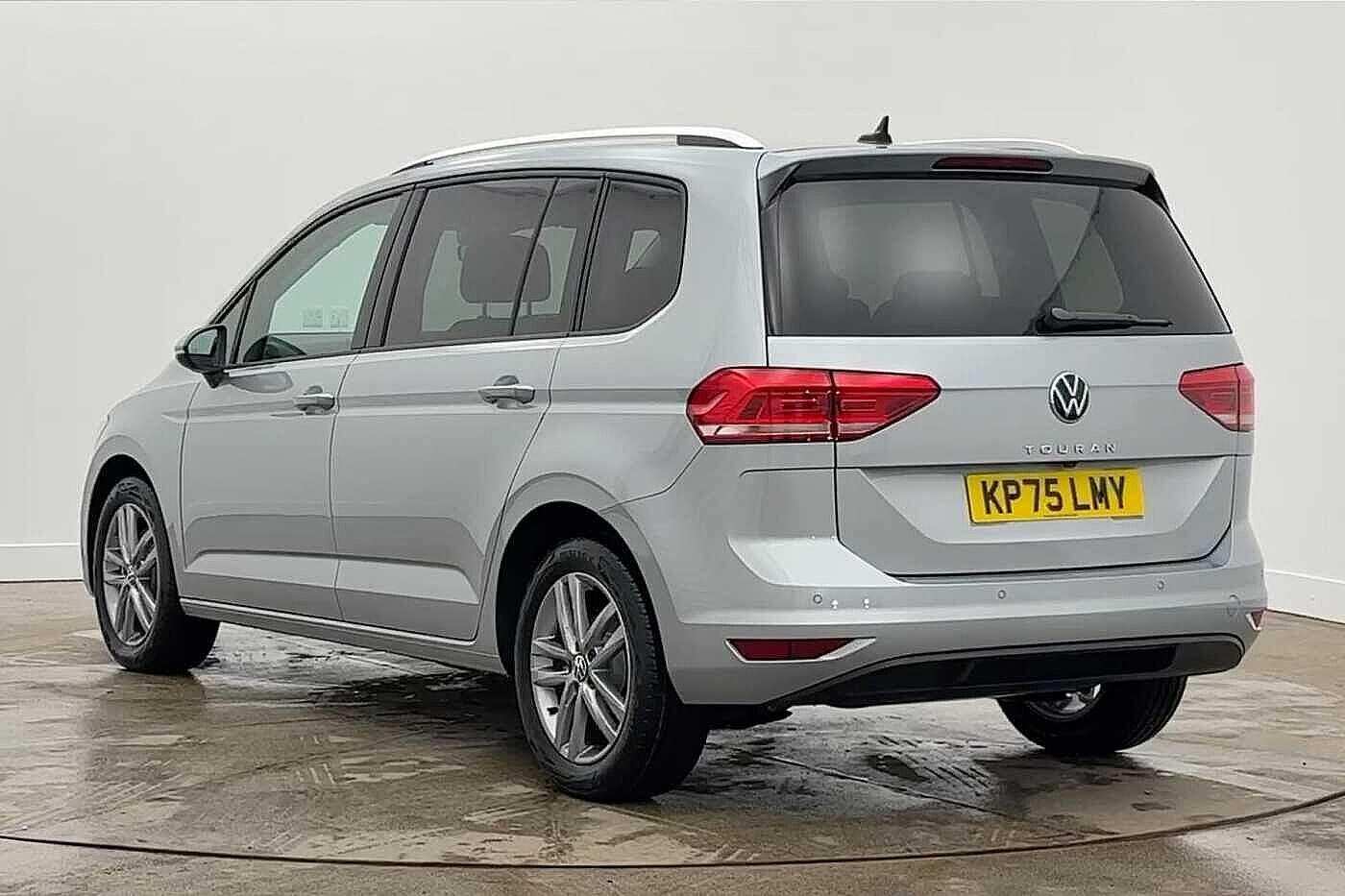 Used Volkswagen Touran 2025 for sale - 77520320: Photo 3