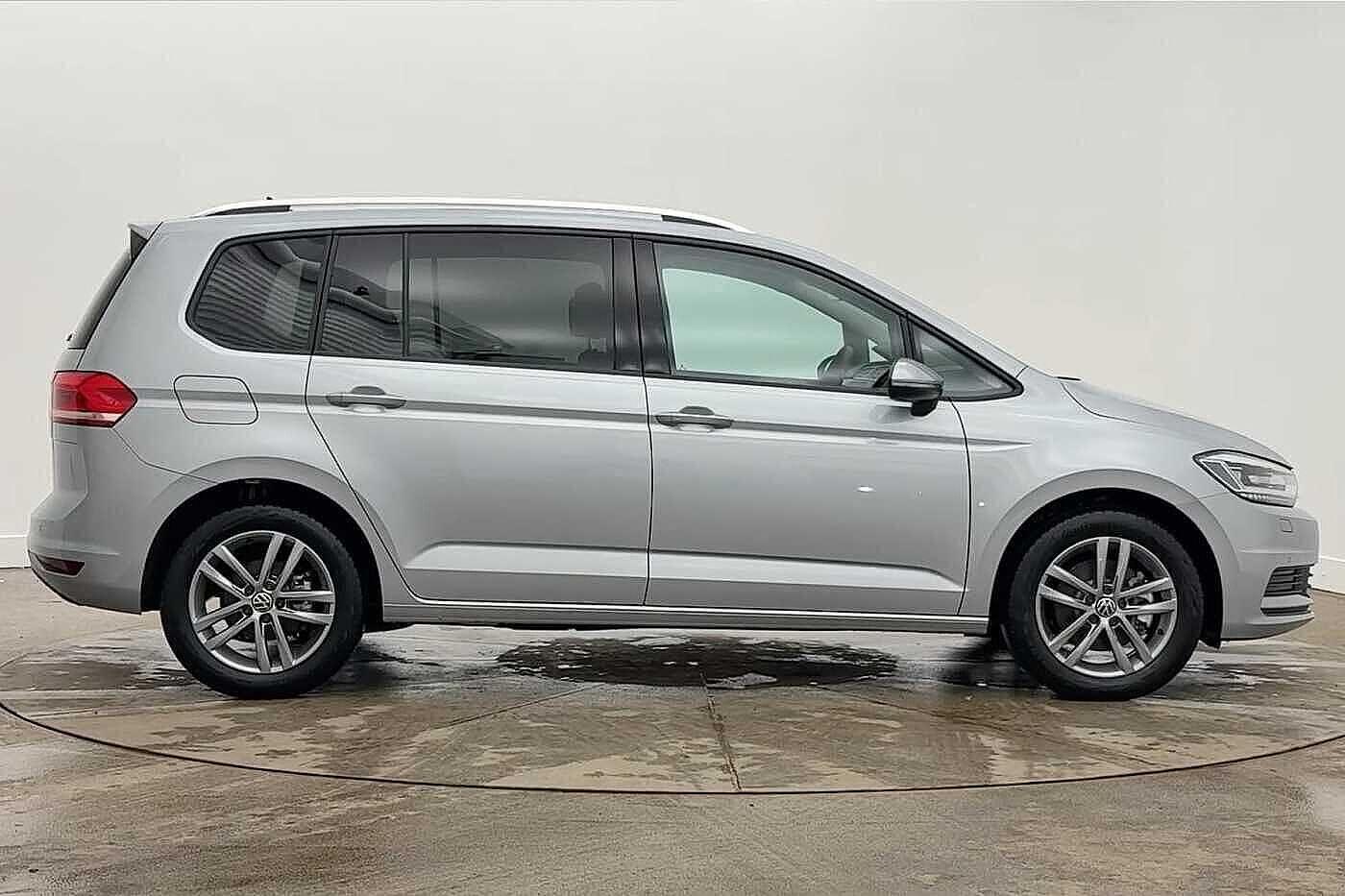 Used Volkswagen Touran 2025 for sale - 77520320: Photo 4