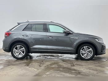 Used Volkswagen T-Roc 2025 for sale - 79672516: Photo