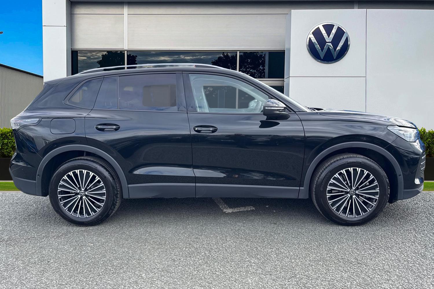 Used Volkswagen Tiguan 2025 for sale - 77719290: Photo 3