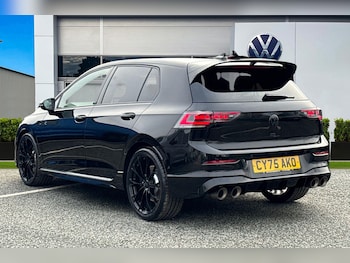 Used Volkswagen Golf 2025 for sale - 77700726: Photo