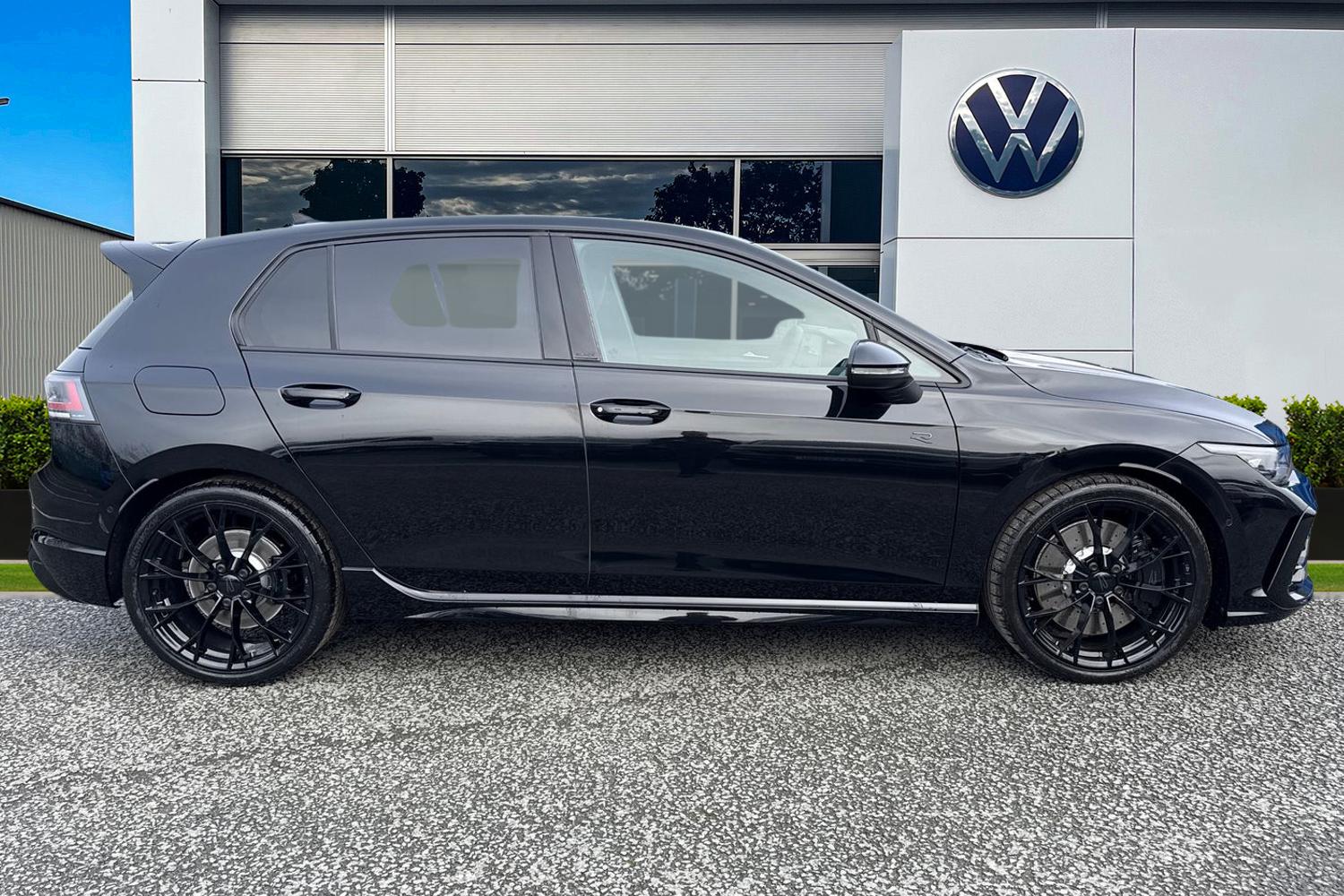 Used Volkswagen Golf 2025 for sale - 77700726: Photo 3