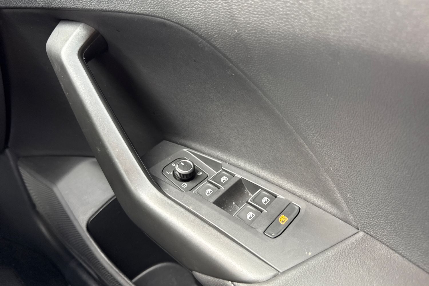 Used Volkswagen T-Cross 2025 for sale - 76236821: Photo 20