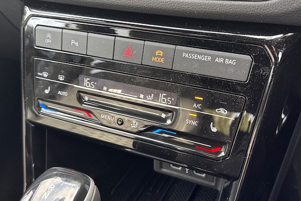 Used Volkswagen T-Cross 2025 for sale - 76236821: Photo 21