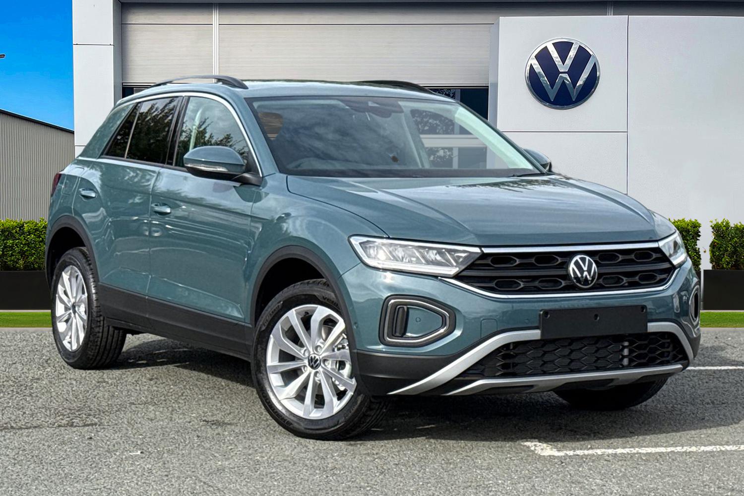 Used Volkswagen T-Roc 2025 for sale - 76171139: Photo 1