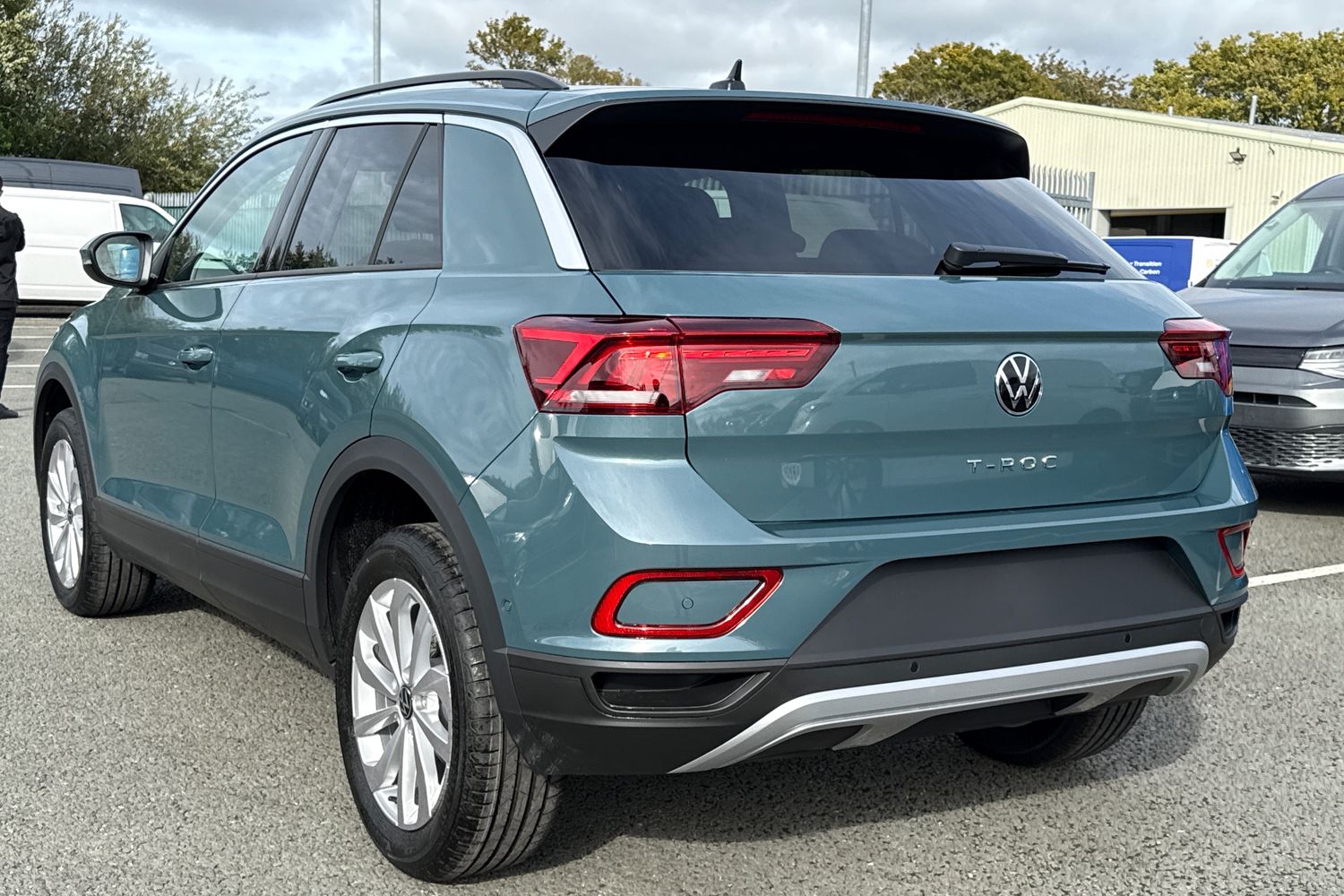 Used Volkswagen T-Roc 2025 for sale - 76171139: Photo 15