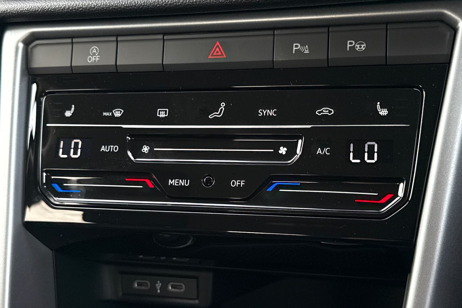 Used Volkswagen T-Roc 2025 for sale - 76171139: Photo 18