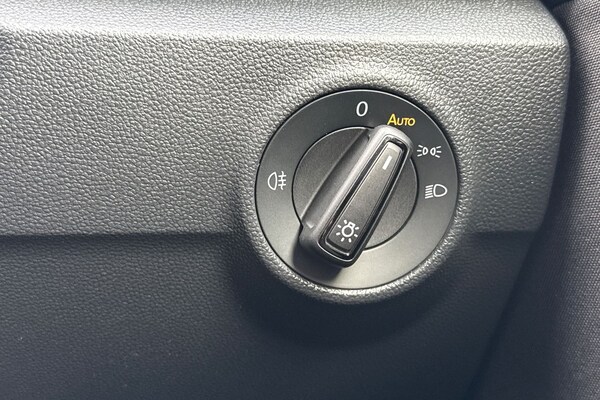 Used Volkswagen T-Roc 2025 for sale - 76171139: Photo 27