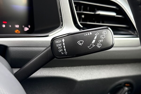 Used Volkswagen T-Roc 2025 for sale - 76171139: Photo 28