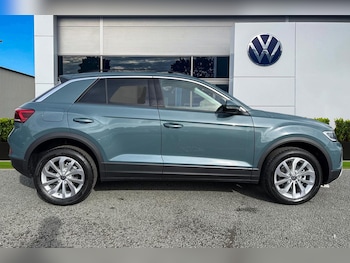 Used Volkswagen T-Roc 2025 for sale - 76171139: Photo 3