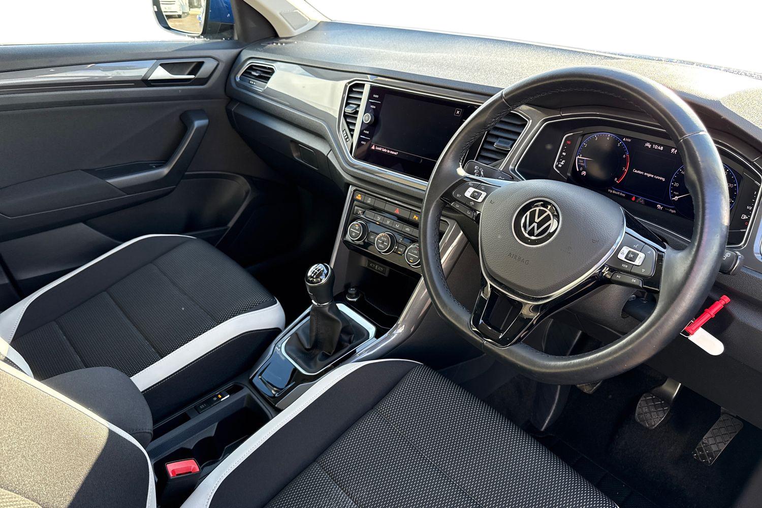 Used Volkswagen T-Roc 2021 for sale - 77570985: Photo 14