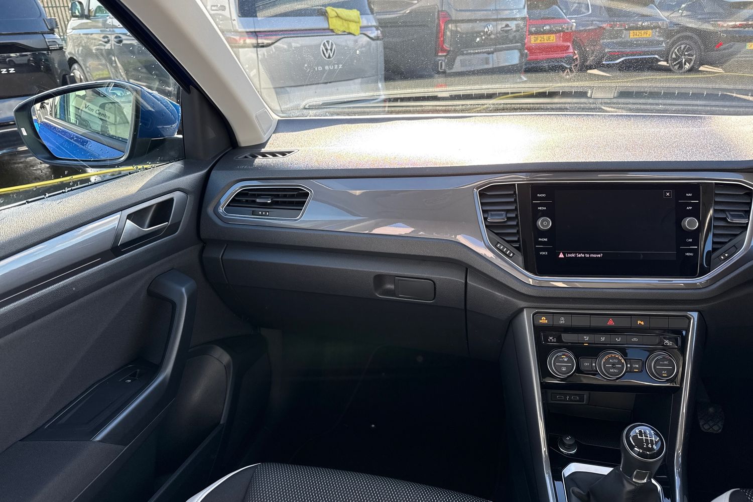 Used Volkswagen T-Roc 2021 for sale - 77570985: Photo 20