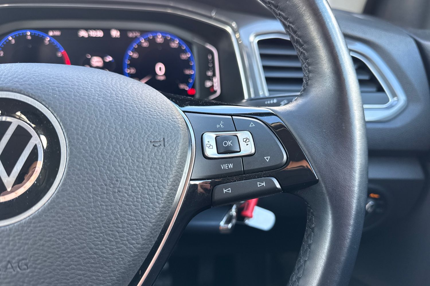 Used Volkswagen T-Roc 2021 for sale - 77570985: Photo 43