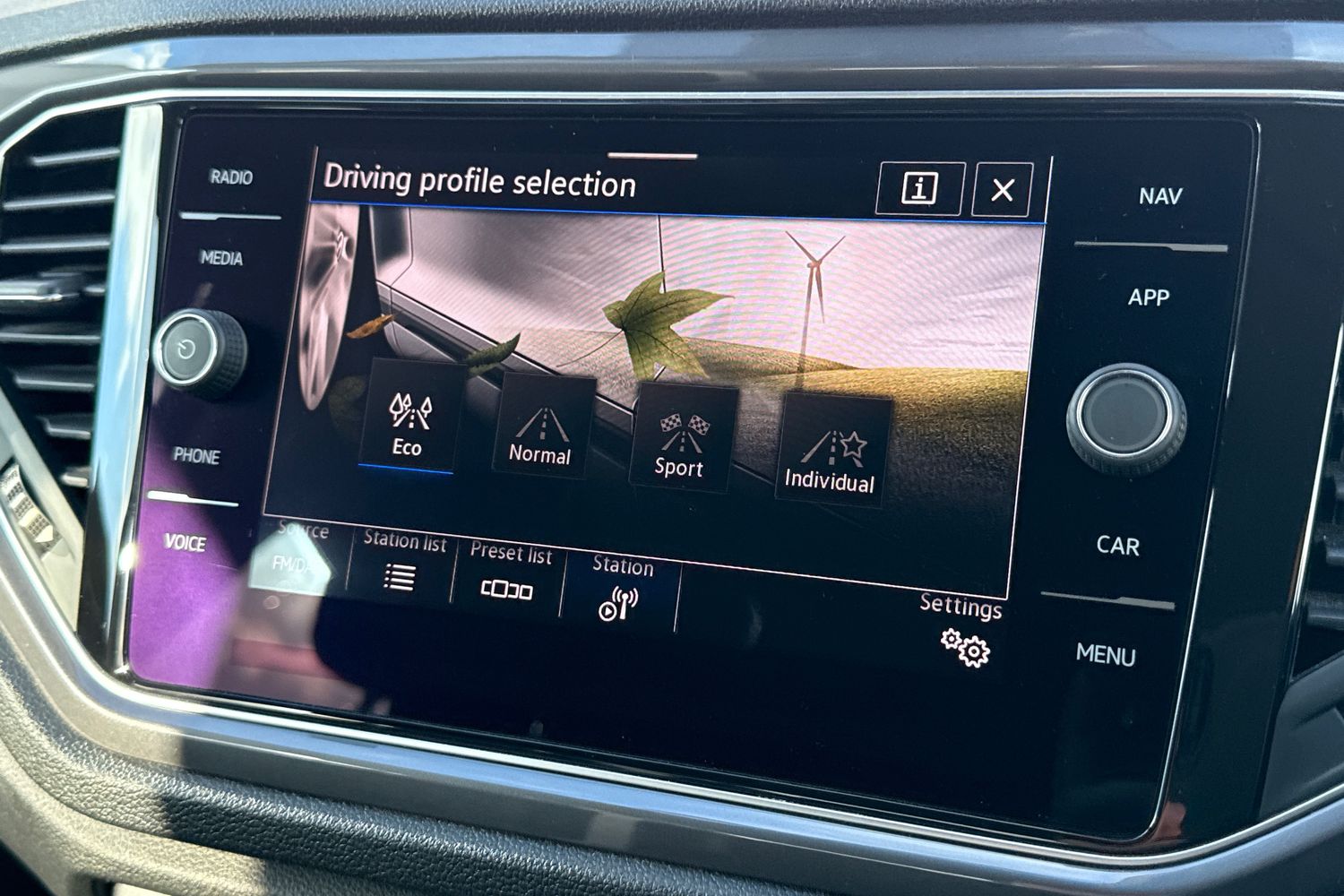 Used Volkswagen T-Roc 2021 for sale - 77570985: Photo 47