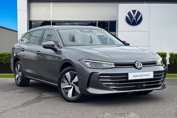 Used Volkswagen Passat 2024 for sale - 76090167: Photo 1