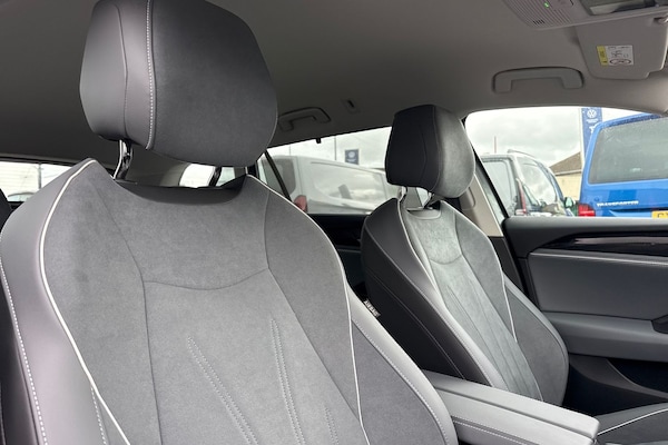 Used Volkswagen Passat 2024 for sale - 76090167: Photo 21