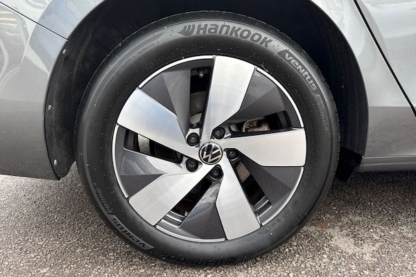 Used Volkswagen Passat 2024 for sale - 76090167: Photo 24