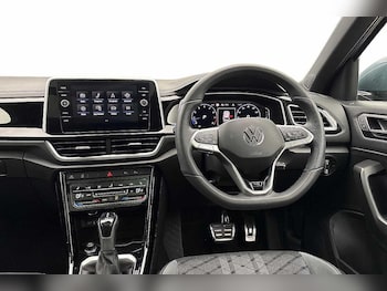 Used Volkswagen T-Roc 2025 for sale - 77935730: Photo