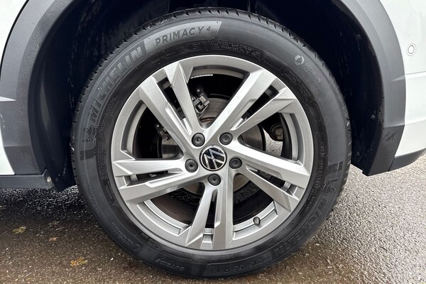 Used Volkswagen T-Roc 2023 for sale - 76268018: Photo 11