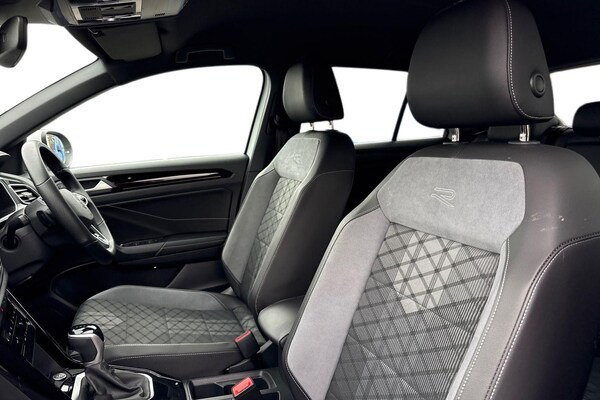 Used Volkswagen T-Roc 2023 for sale - 76268018: Photo 16