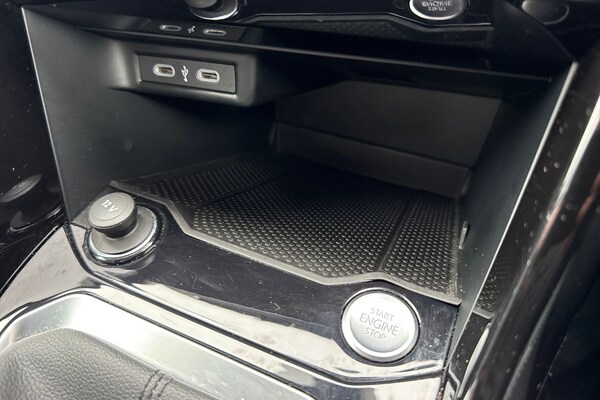 Used Volkswagen T-Roc 2023 for sale - 76268018: Photo 40