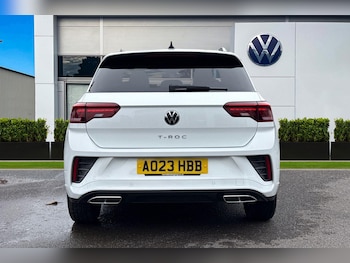 Used Volkswagen T-Roc 2023 for sale - 76268018: Photo 4