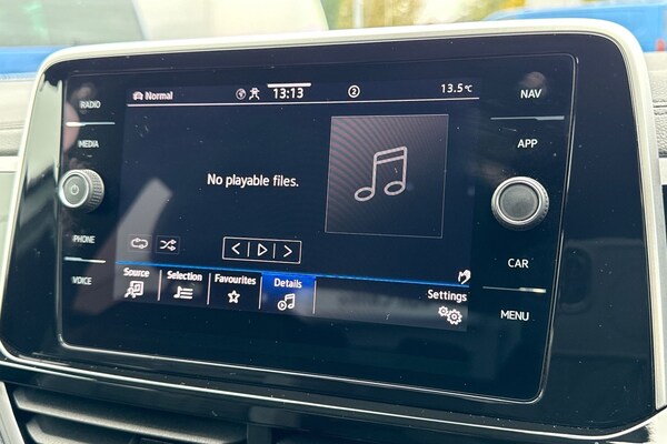 Used Volkswagen T-Roc 2023 for sale - 76268018: Photo 50