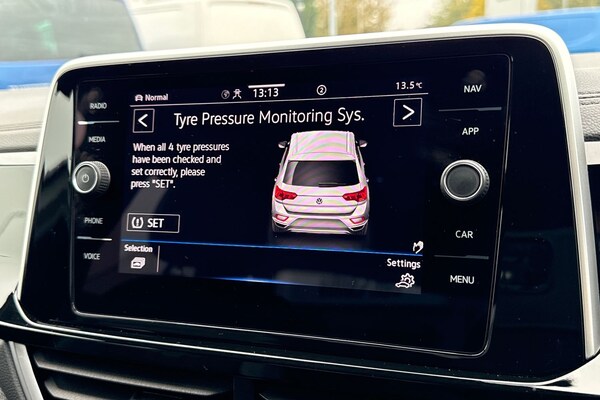 Used Volkswagen T-Roc 2023 for sale - 76268018: Photo 53
