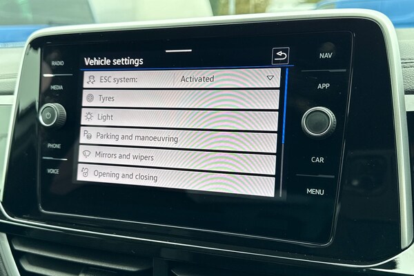 Used Volkswagen T-Roc 2023 for sale - 76268018: Photo 54