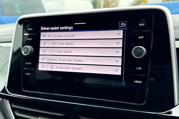 Used Volkswagen T-Roc 2023 for sale - 76268018: Photo 55