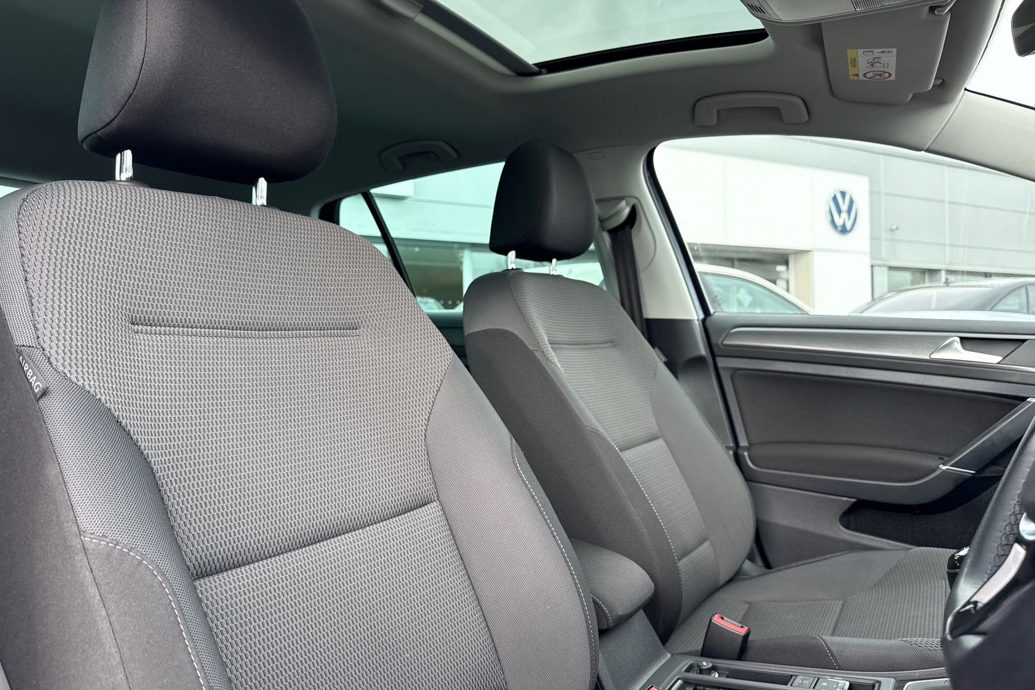 Used Volkswagen Golf 2018 for sale - 77527658: Photo 21