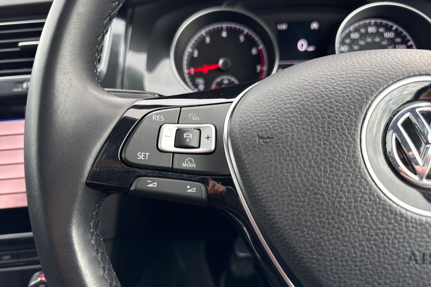 Used Volkswagen Golf 2018 for sale - 77527658: Photo 44