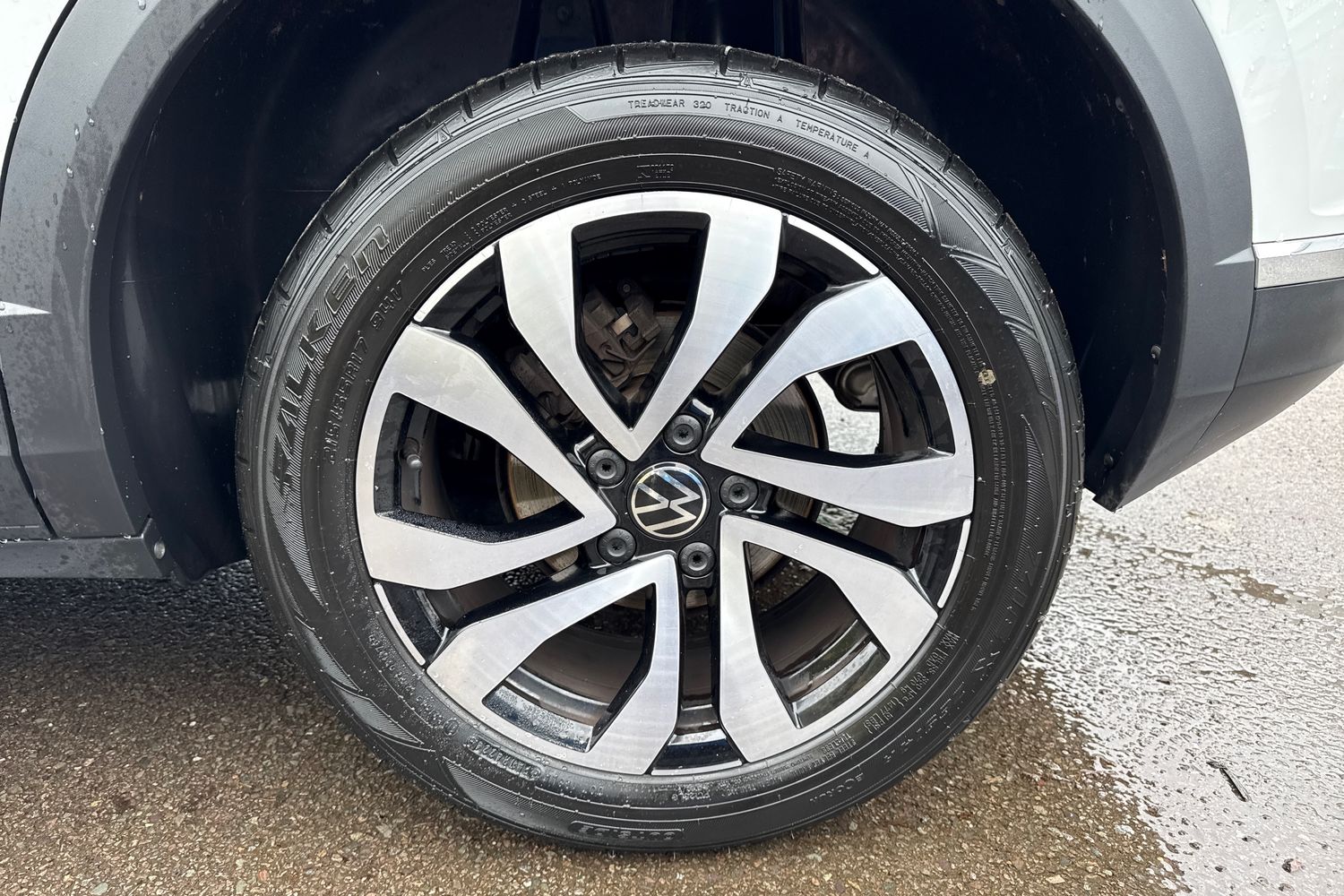 Used Volkswagen T-Roc 2021 for sale - 77535339: Photo 11