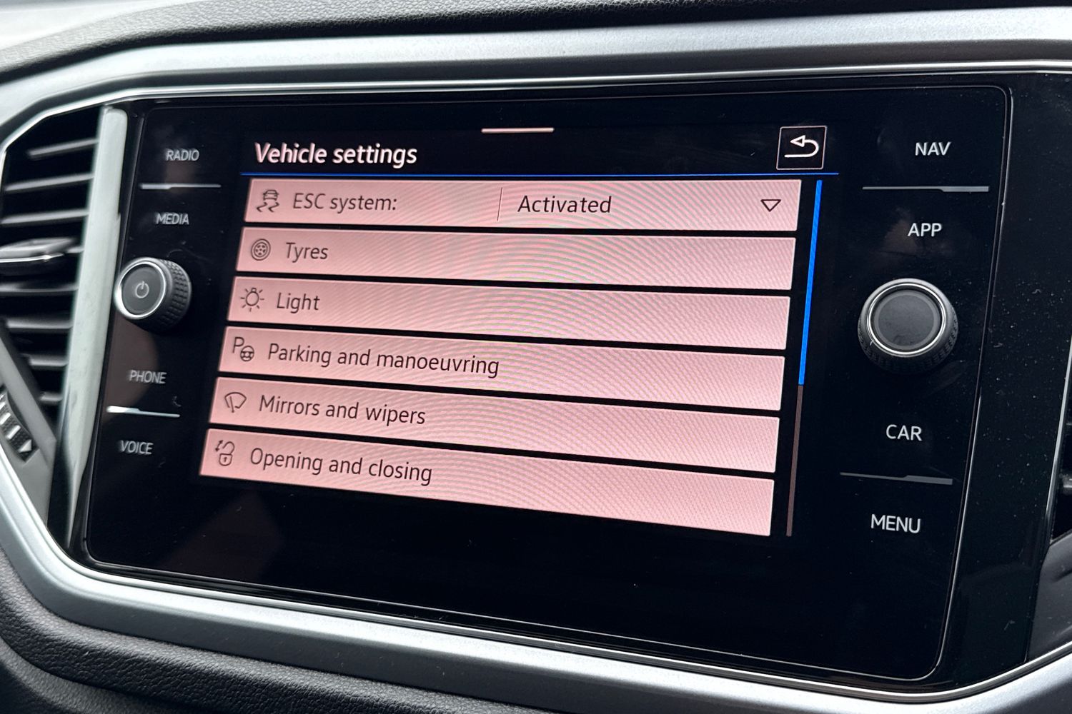 Used Volkswagen T-Roc 2021 for sale - 77535339: Photo 54