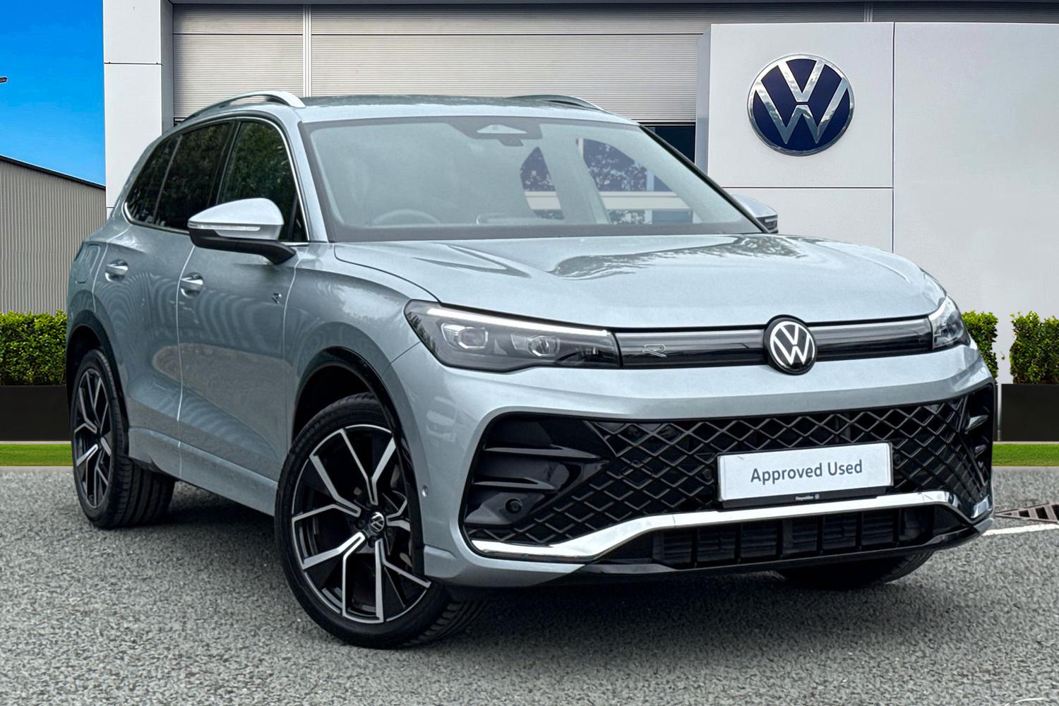 Used Volkswagen Tiguan 2024 for sale - 76323942: Photo 1