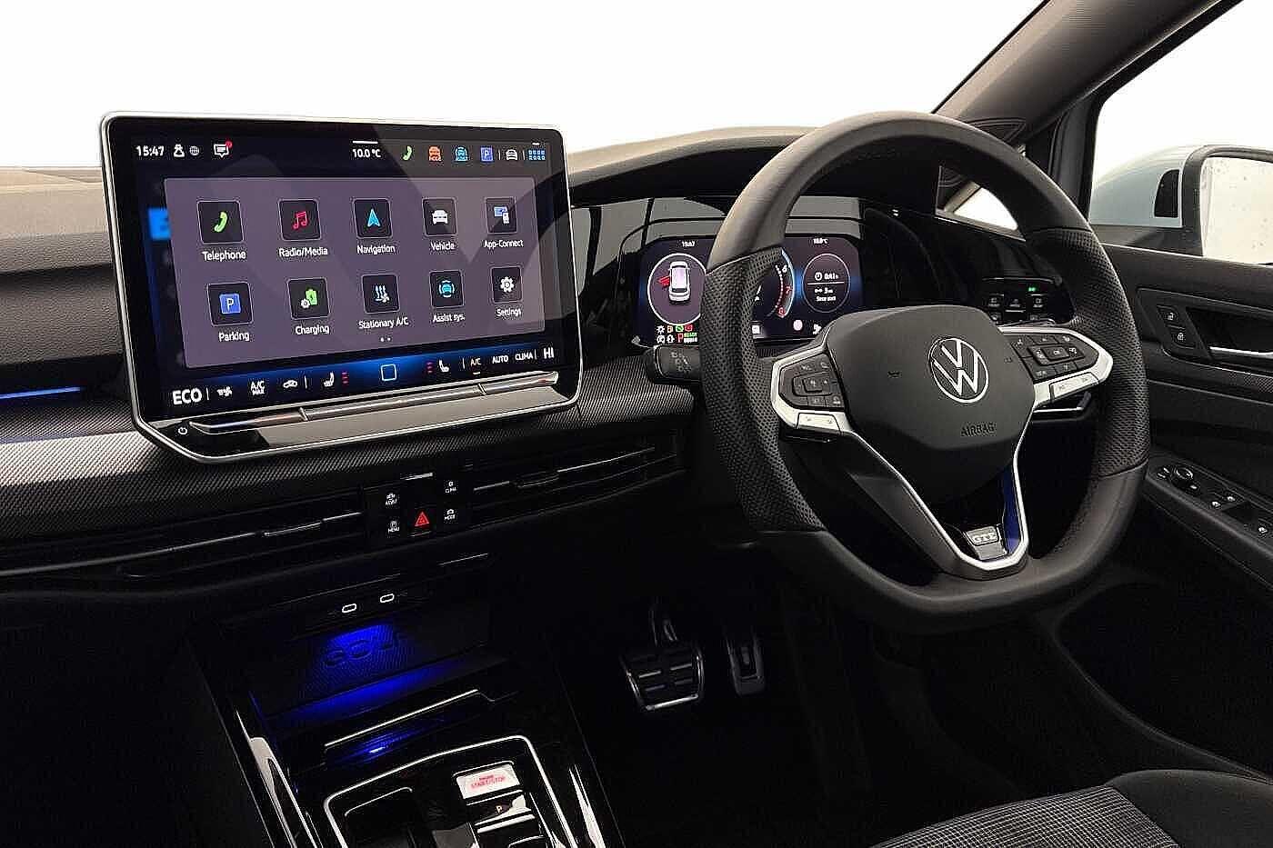 Used Volkswagen Golf 2025 for sale - 76949684: Photo 2