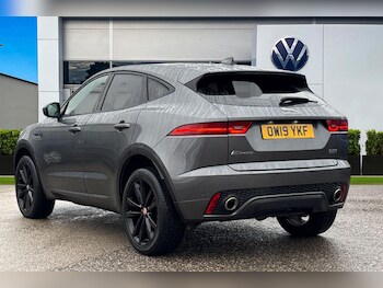 Used Jaguar E-Pace 2019 for sale - 77282116: Photo