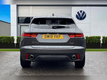 Used Jaguar E-Pace 2019 for sale - 77282116: Photo