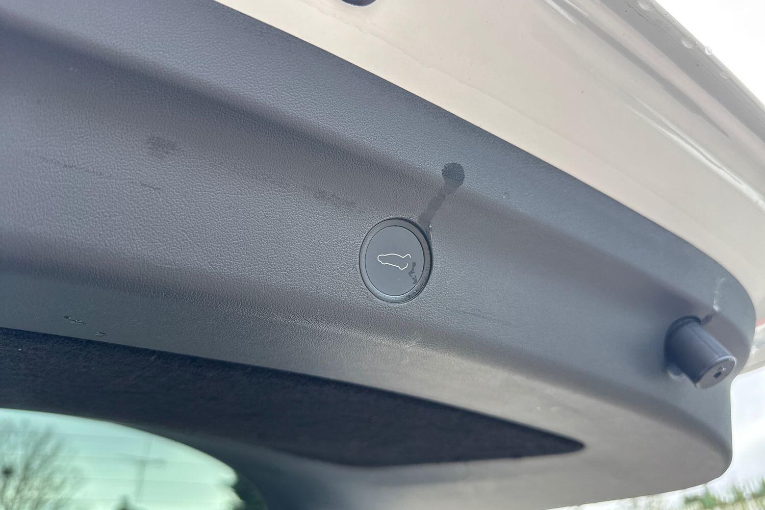 Used Tesla Model Y 2023 for sale - 77890635: Photo 27