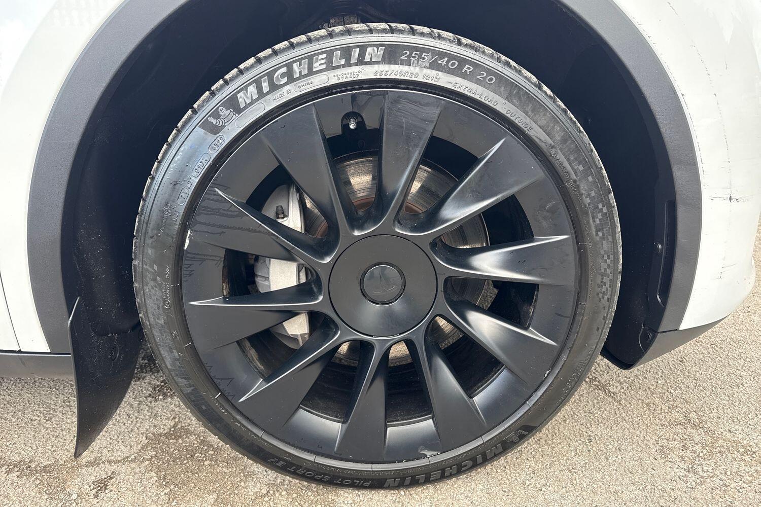 Used Tesla Model Y 2023 for sale - 77890635: Photo 6