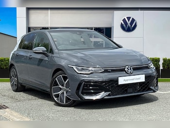 2025 - 1.5 TSI 150 R-Line 5drÃ¢ ­ Sunroof, 18&#039; Leeds alloyÃ¢ ­ 