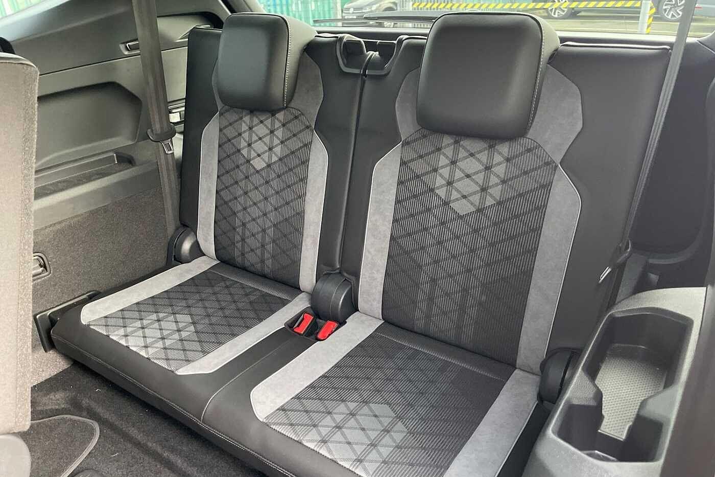 Used Volkswagen Tiguan Allspace 2023 for sale - 77919299: Photo 32