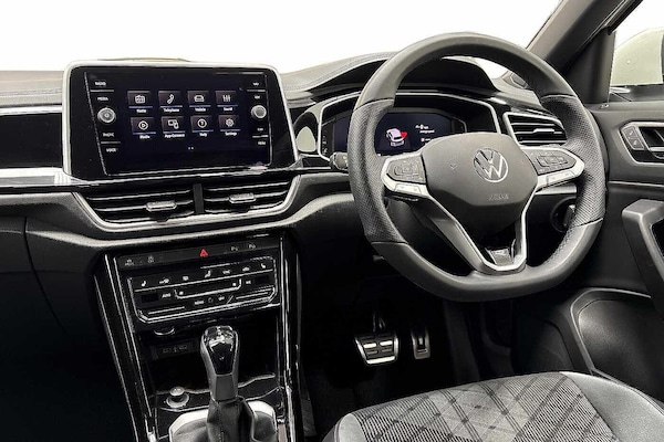 Used Volkswagen T-Roc 2025 for sale - 76194140: Photo 2