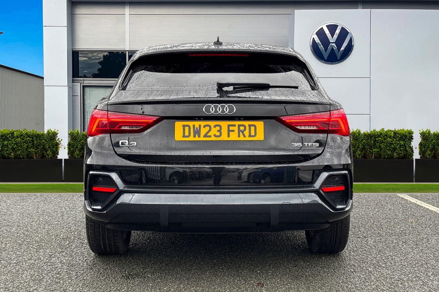 Used Audi Q3 2023 for sale - 77262553: Photo 4