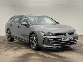 Used Volkswagen Passat 2025 for sale - 76480916: Photo